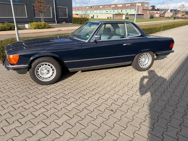 Image 4/7 of Mercedes-Benz 380 SL (1985)