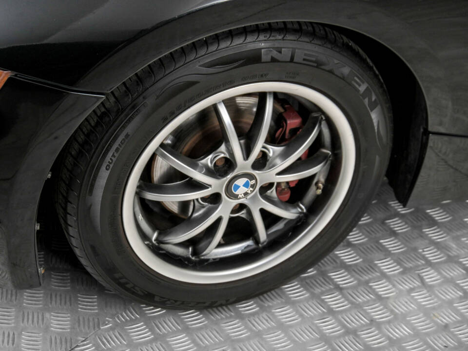 Immagine 22/50 di BMW Z4 2.5i (2003)