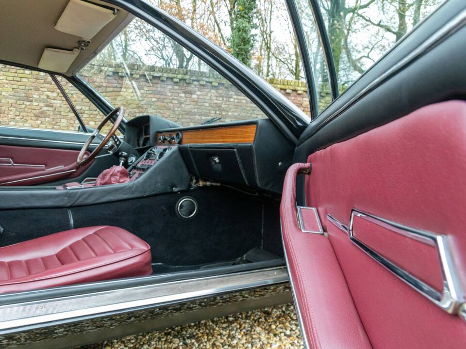 Bild 27/50 von Lamborghini Espada 400 GT (1973)