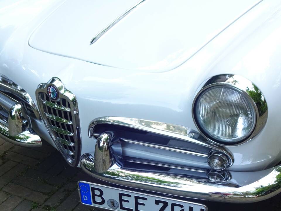 Afbeelding 11/53 van Alfa Romeo Giulietta Spider (1960)