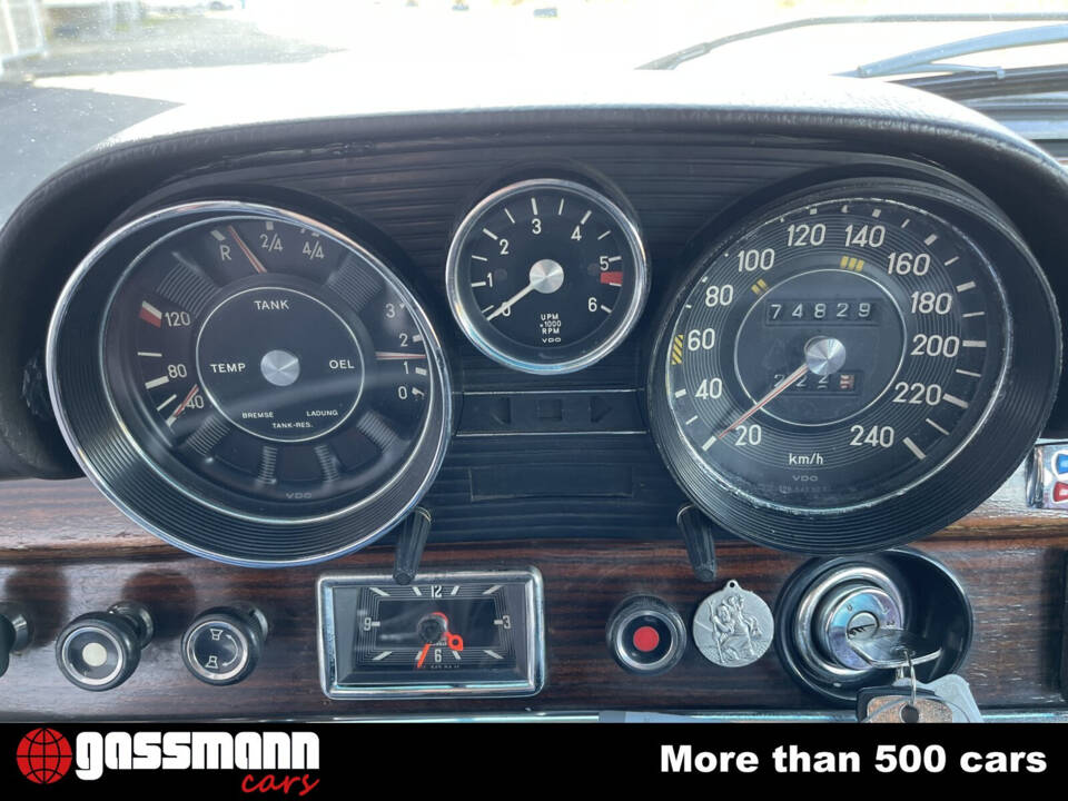 Image 12/15 de Mercedes-Benz 300 SEL 6.3 (1972)