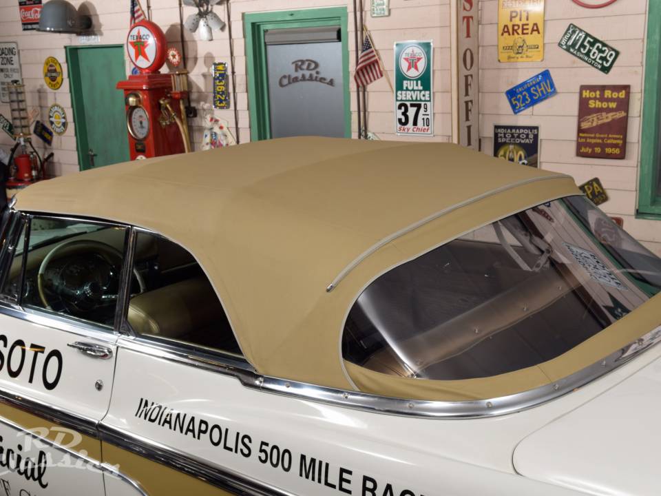 Image 16/50 of DeSoto Fireflite Indy 500 Pace Car (1956)