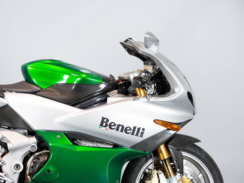Bild 32/50 von Benelli DUMMY (2002)