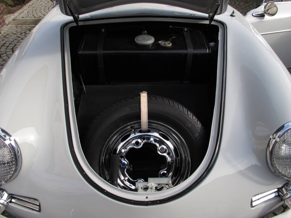 Image 74/100 of Porsche 356 B 1600 Super (1961)