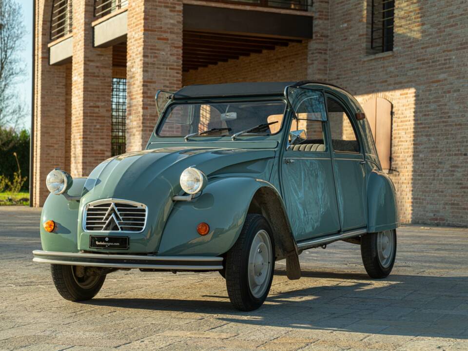 Image 1/41 of Citroën 2 CV (1963)