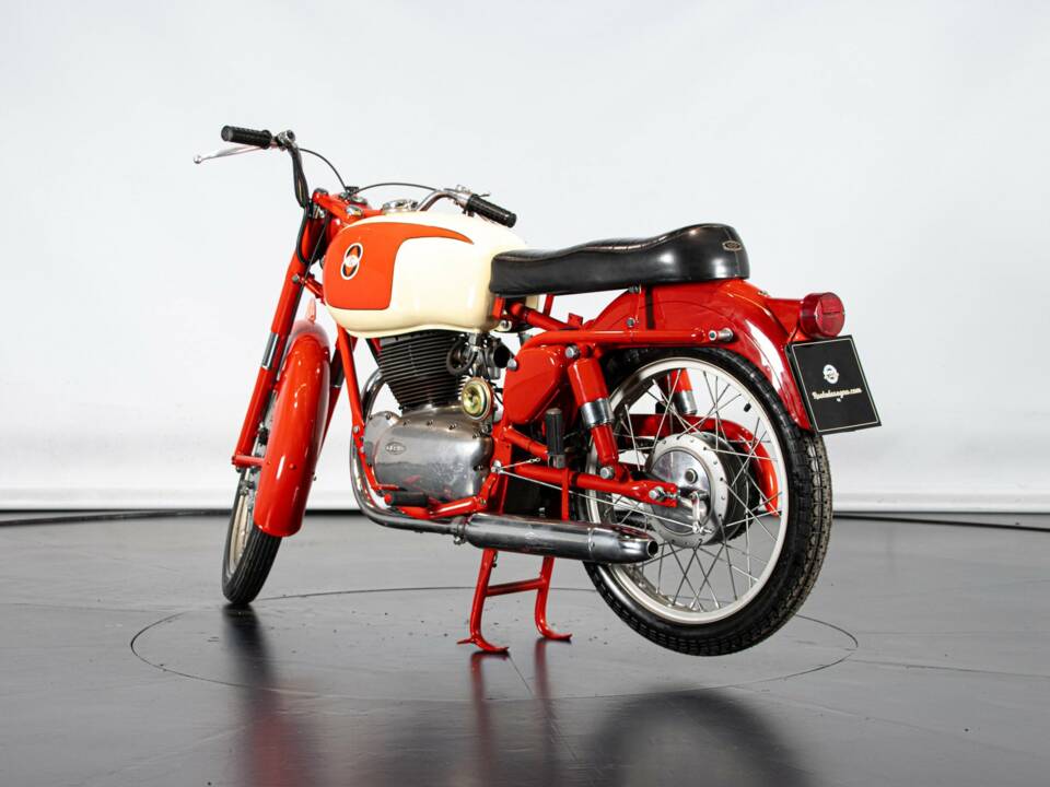 Imagen 2/50 de Gilera DUMMY (1958)