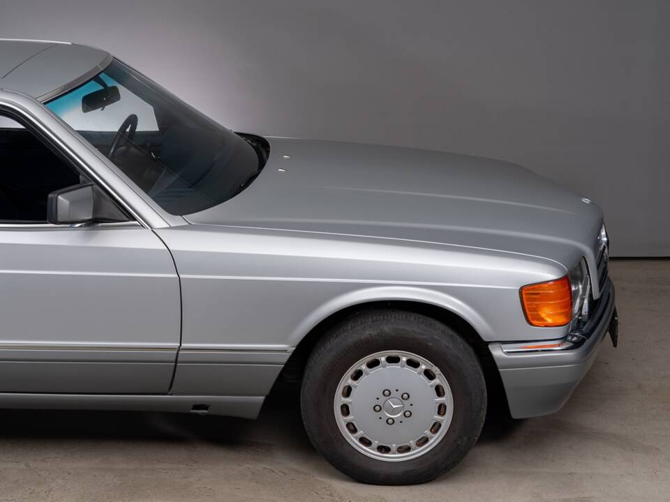 Bild 9/35 von Mercedes-Benz 560 SEC (1988)