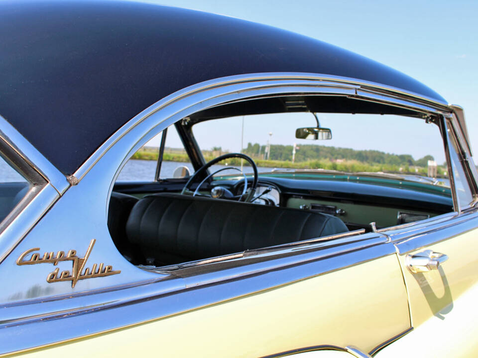 Immagine 8/21 di Cadillac 62 Coupe DeVille (1953)