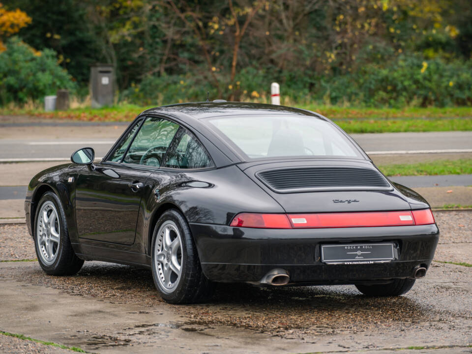Bild 2/22 von Porsche 911 Carrera (1997)