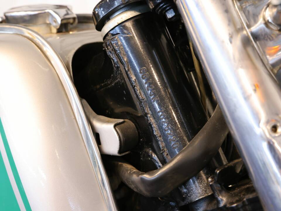 Bild 10/25 von Honda CB 125 K (1975)