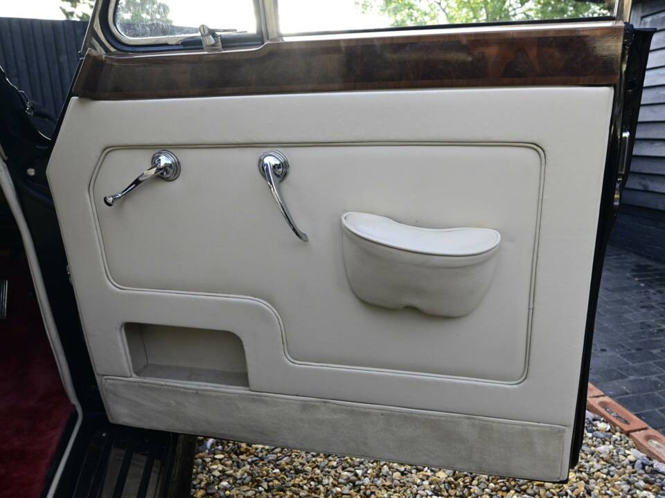Bild 50/50 von Rolls-Royce Silver Cloud I (1956)