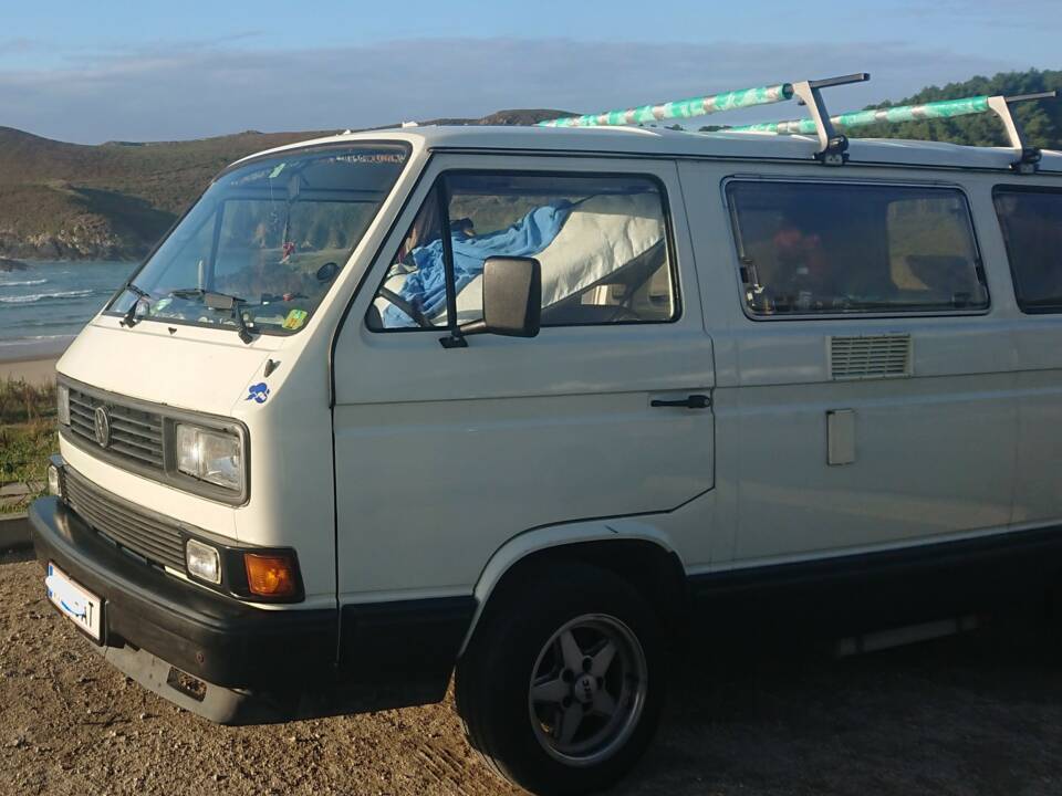 Bild 3/17 von Volkswagen T3 Bus 2.1 (G-Kat) (1989)