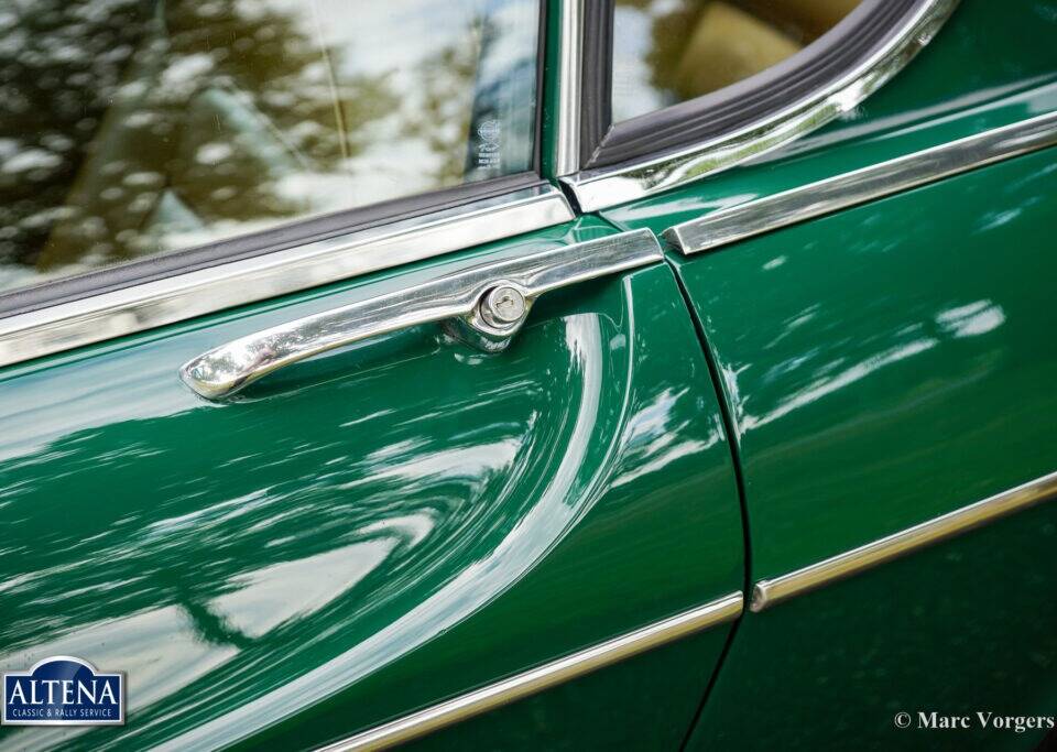 Bild 29/55 von Volvo 1800 E (1972)