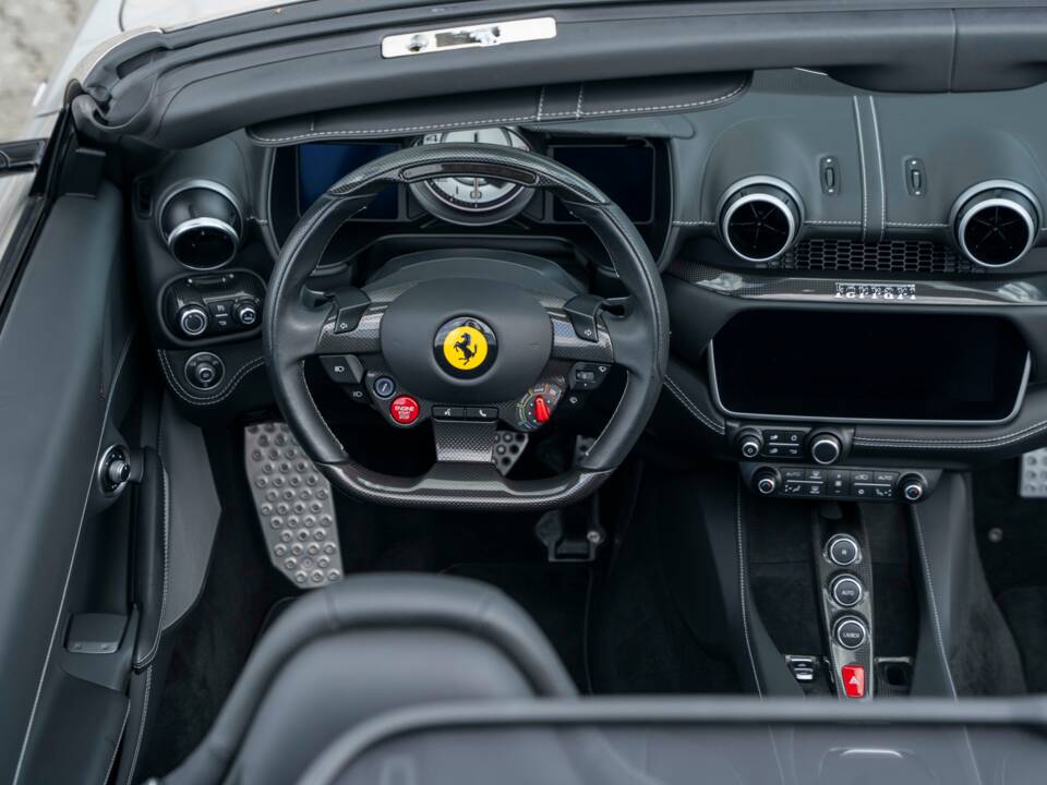 Image 17/44 of Ferrari Portofino M (2022)