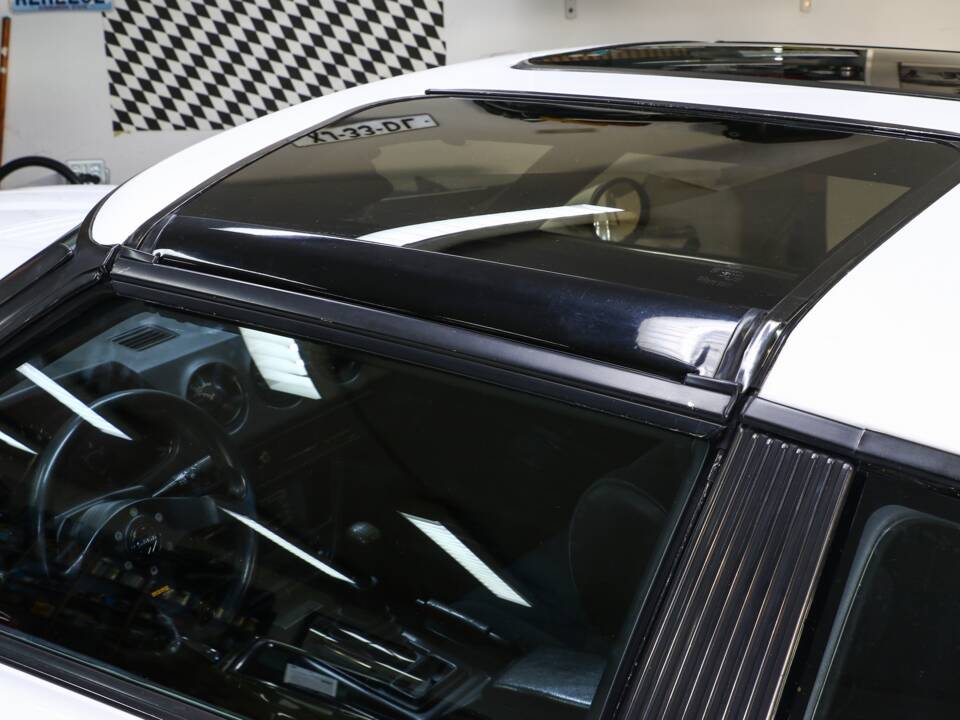 Image 21/26 of Datsun 280 ZXT Turbo (1983)