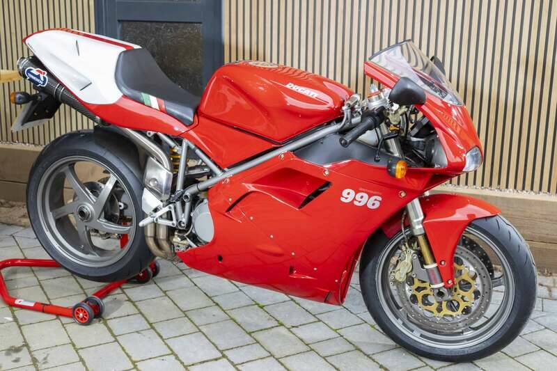 Bild 24/42 von Ducati 996 (2001)