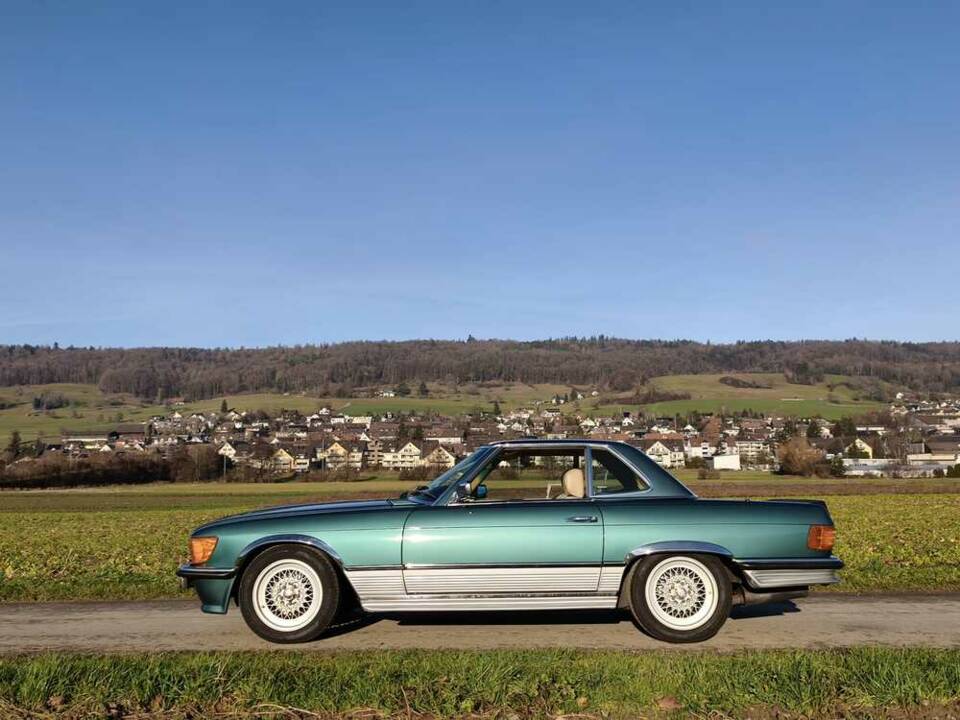 Image 5/26 of Mercedes-Benz 500 SL (1981)