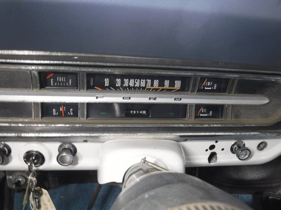 Image 39/50 of Ford F-250 (1967)