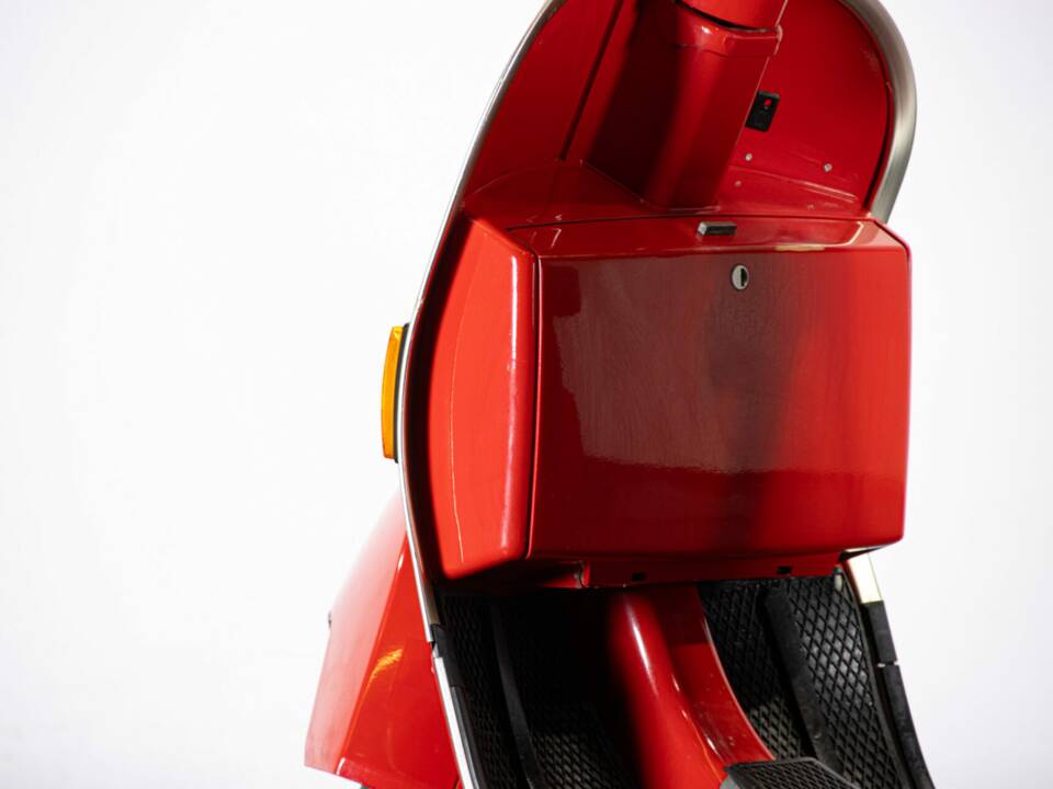 Image 22/43 de Piaggio Vespa PK 50 S (1982)