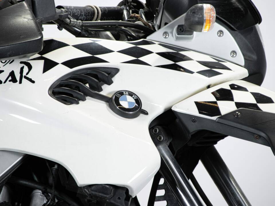 Bild 36/50 von BMW F 650 GS (2000)