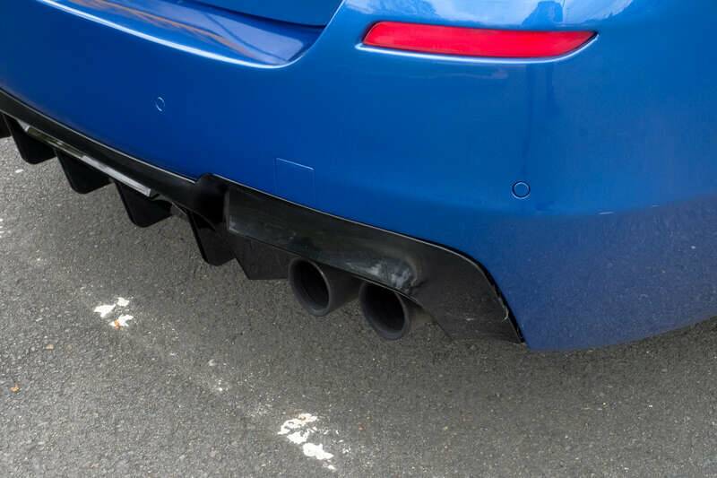 Image 36/50 of BMW M5 (2014)
