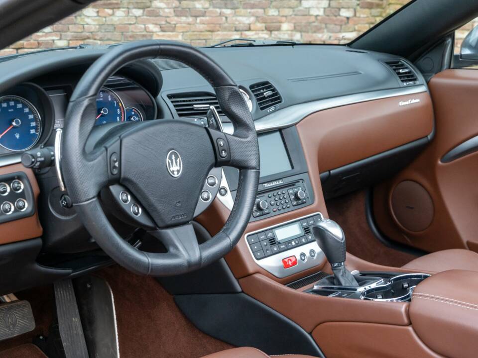Bild 16/50 von Maserati GranCabrio Sport (2015)
