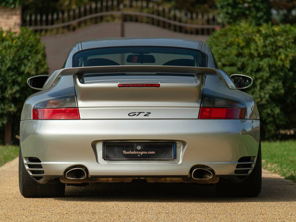 Imagen 8/50 de Porsche 911 GT2 (2002)