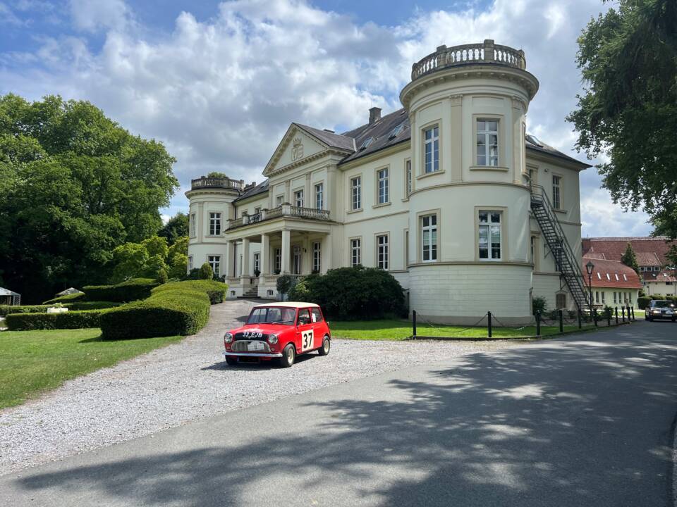 Image 2/11 de Morris Mini Minor (1965)