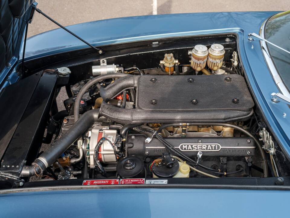 Image 31/33 of Maserati Ghibli Spyder SS (1971)
