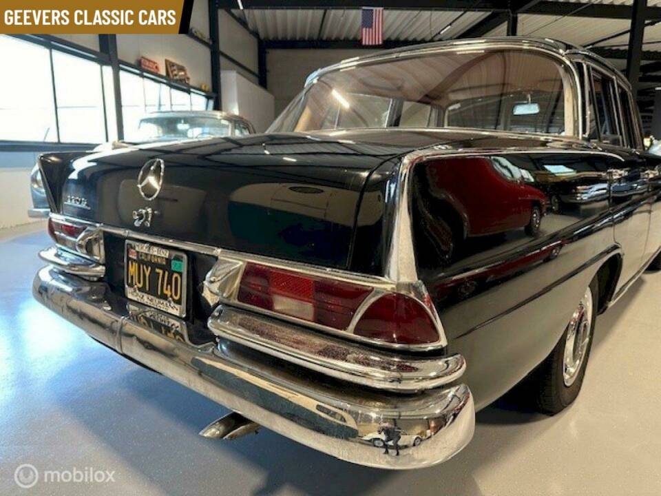 Imagen 11/20 de Mercedes-Benz 220 S b (1963)