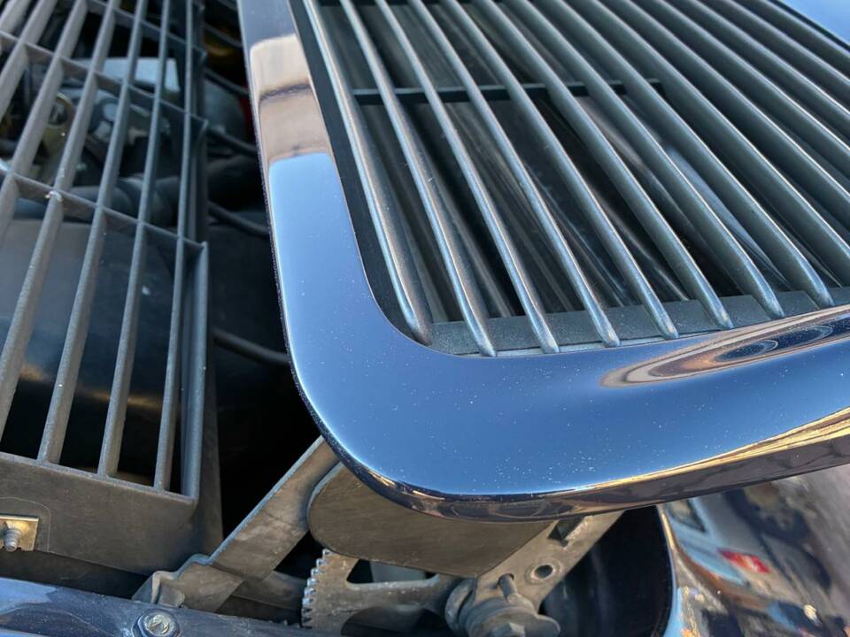 Image 13/36 de Porsche 911 Carrera 4 (1989)