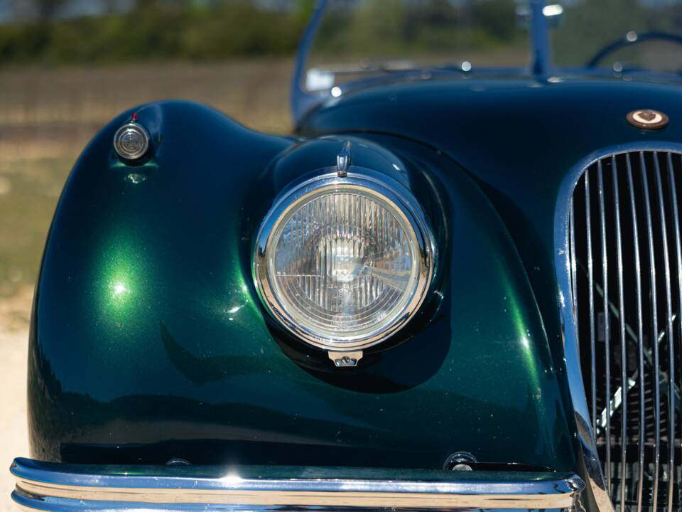 Afbeelding 10/58 van Jaguar XK 120 SE OTS (1954)