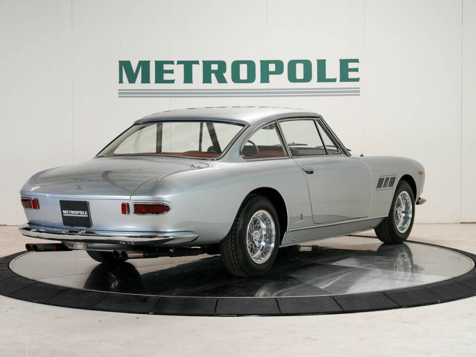Bild 7/50 von Ferrari 330 GT (1965)