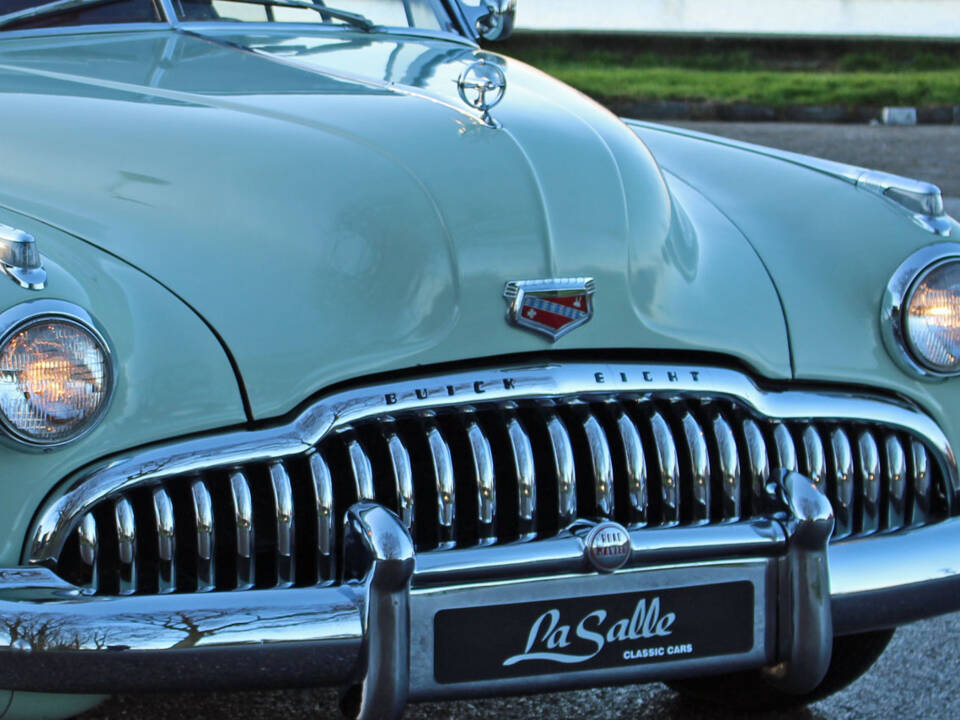 Image 22/27 of Buick Roadmaster (1949)