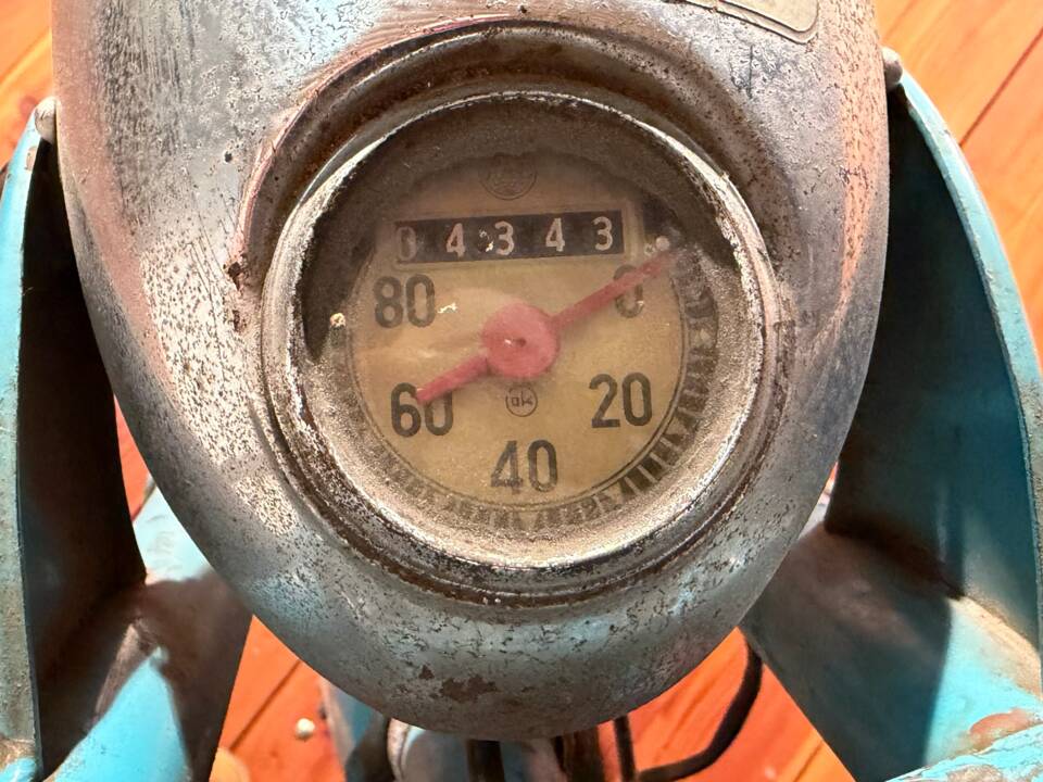 Image 11/17 of HMW 50 (1960)