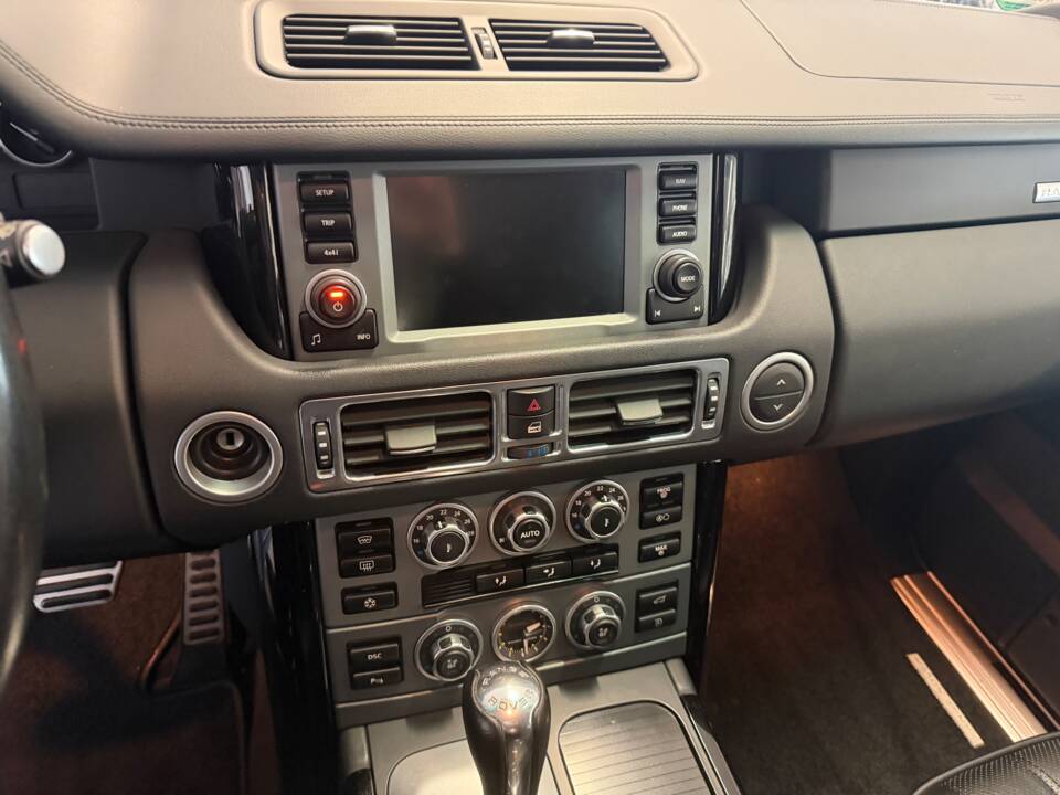 Bild 13/18 von Land Rover Range Rover V8 Supercharged (2008)