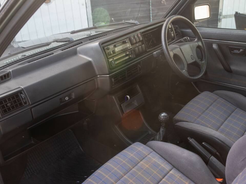 Imagen 33/50 de Volkswagen Golf Mk II Gti 1.8 (1988)