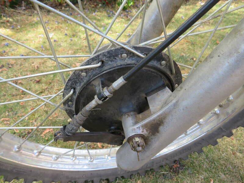 Image 30/38 of Yamaha DT 125 (1983)