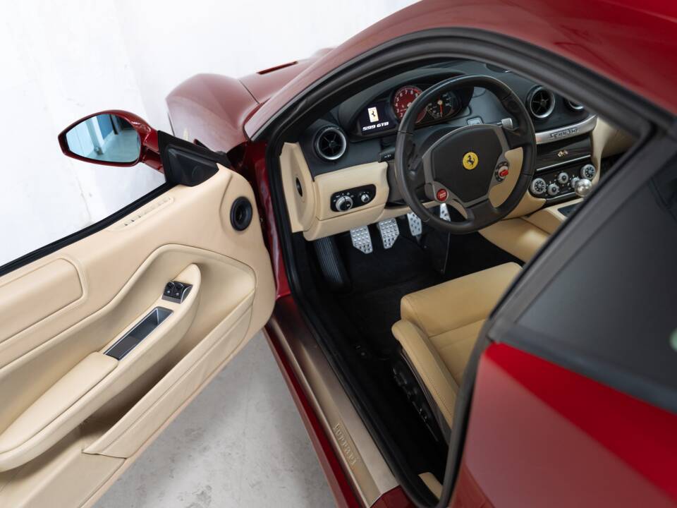 Bild 10/39 von Ferrari 599 GTB (2007)