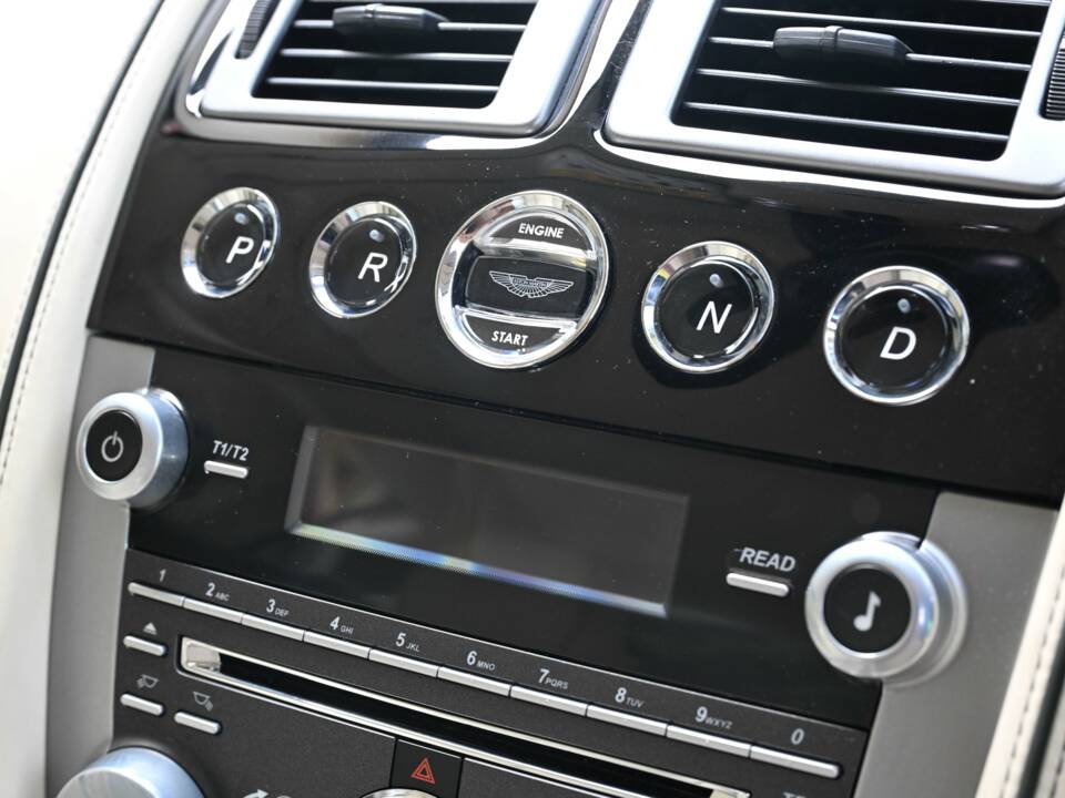 Bild 40/49 von Aston Martin DB 9 (2013)