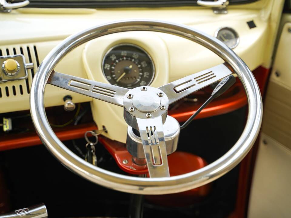 Image 42/50 of Volkswagen T1 Kombi (1964)