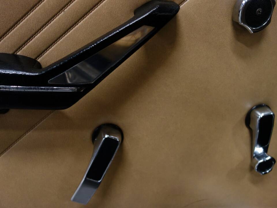 Bild 48/60 von Alfa Romeo Giulia GT 1300 Junior (1975)