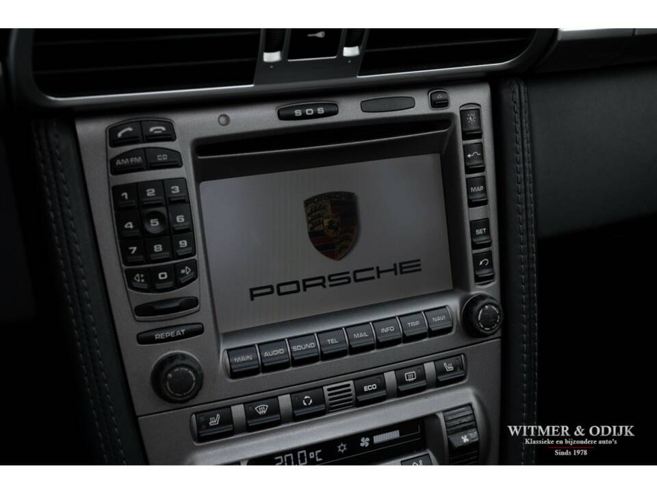 Bild 23/31 von Porsche 911 Carrera 4S (2006)