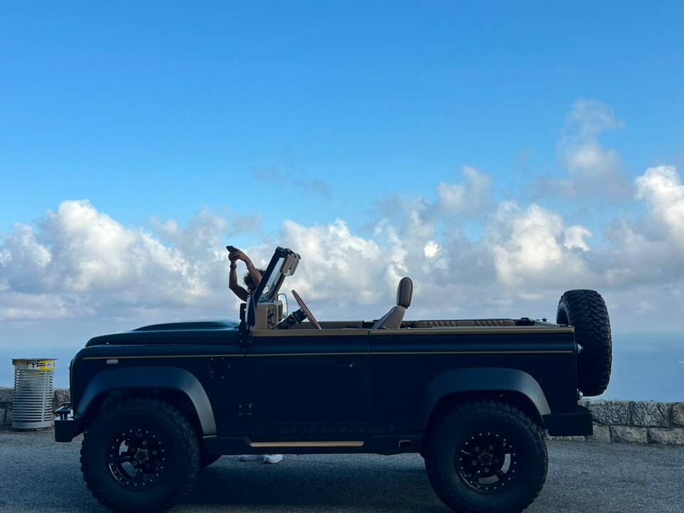 Afbeelding 12/17 van Land Rover 90 (1989)