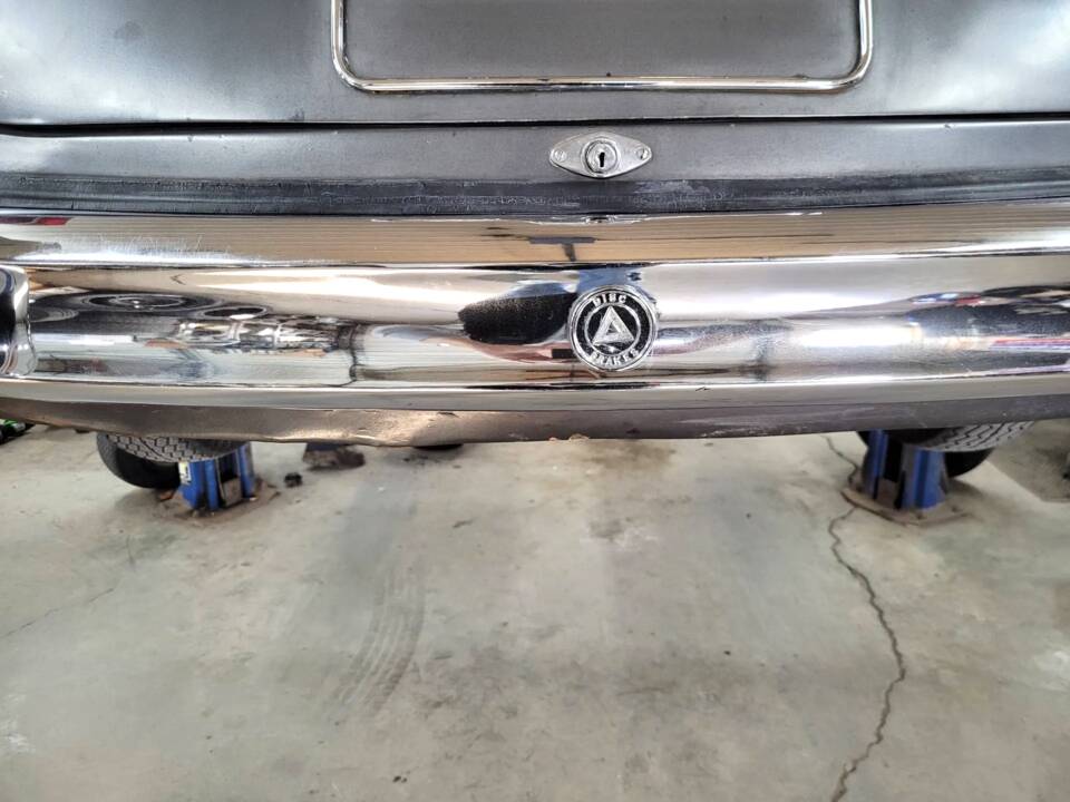 Bild 29/37 von Jaguar Mk II 3.4 (1964)