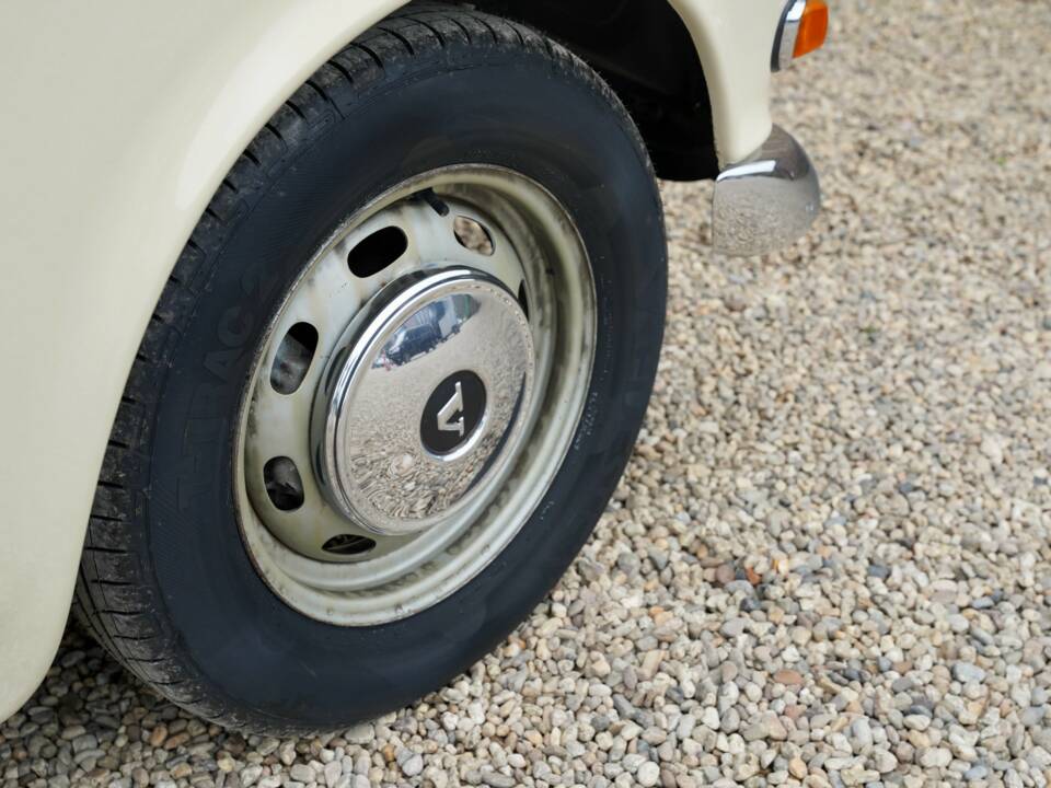 Bild 42/50 von Volvo P 121 (1967)