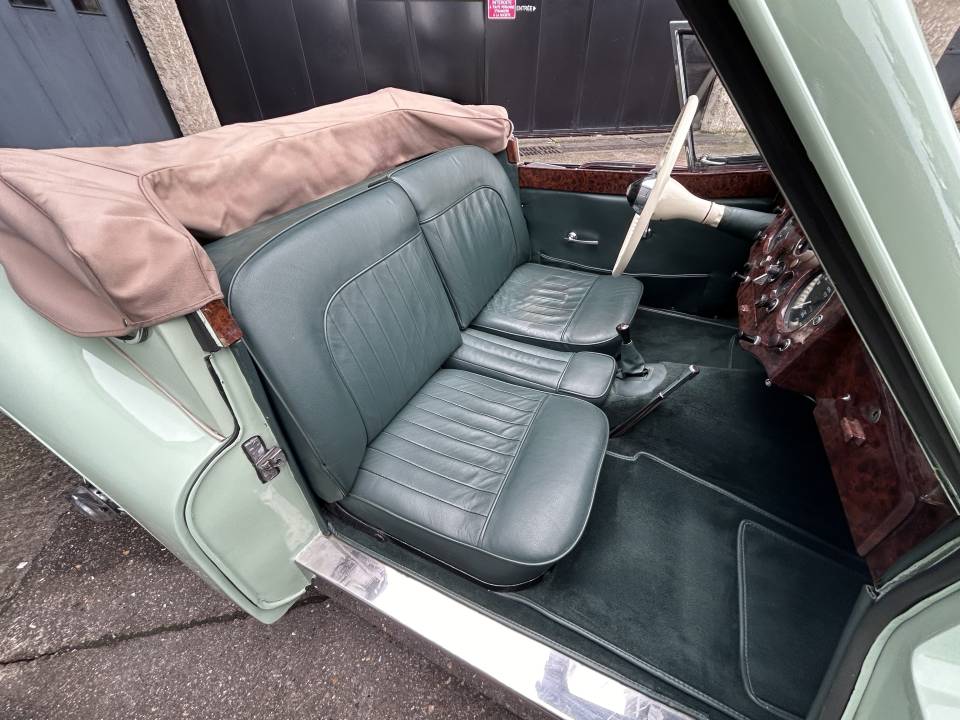 Imagen 24/30 de Jaguar XK 120 DHC (1953)