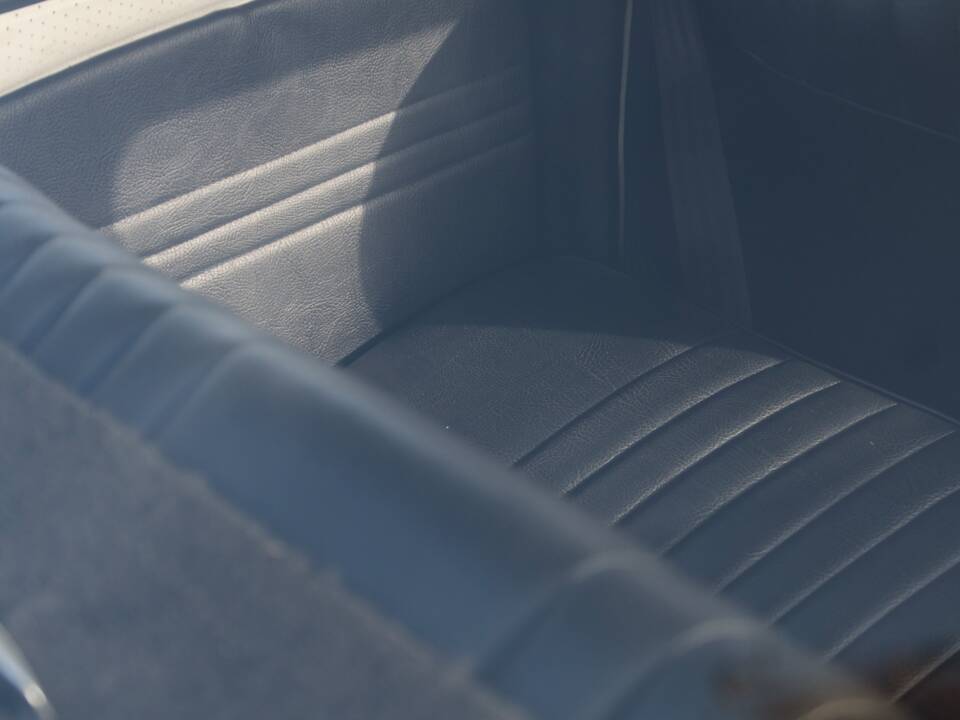 Image 48/54 of Volkswagen Beetle 1500 (1969)