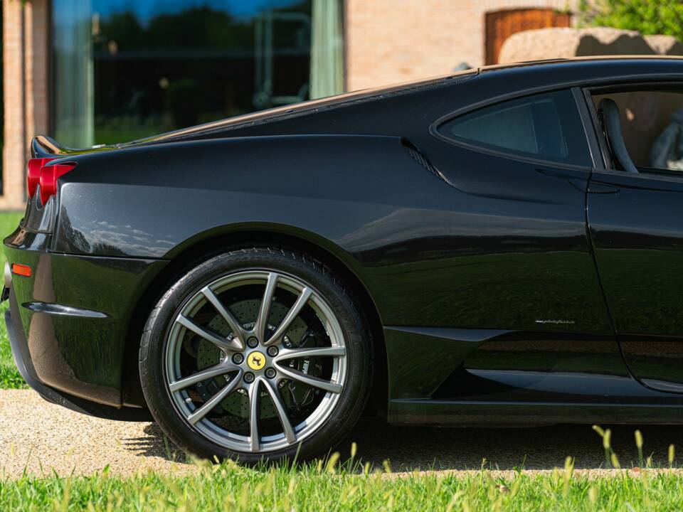 Image 24/50 of Ferrari 430 Scuderia (2008)