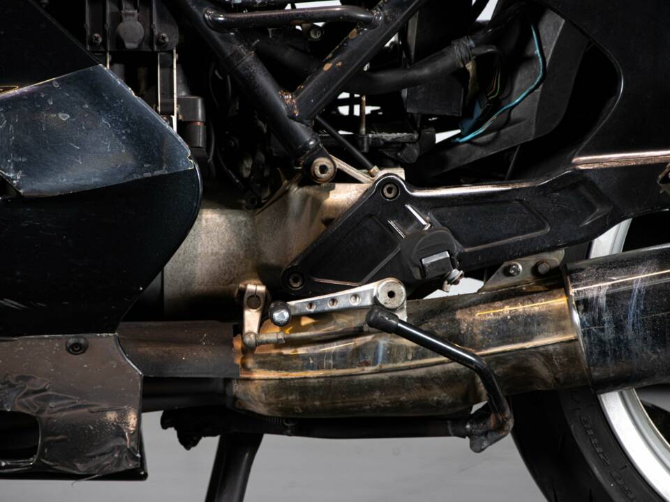 Image 28/50 of BMW K1 (1990)
